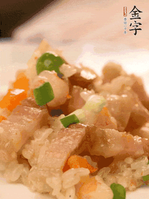 出鍋后撒點(diǎn)蔥花更香。